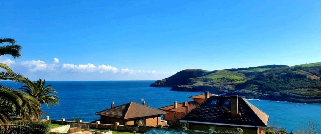 Villa Vistas Al Mar, Urbanizacion Privada Con Piscina De Agua Salada Ajo Luaran gambar